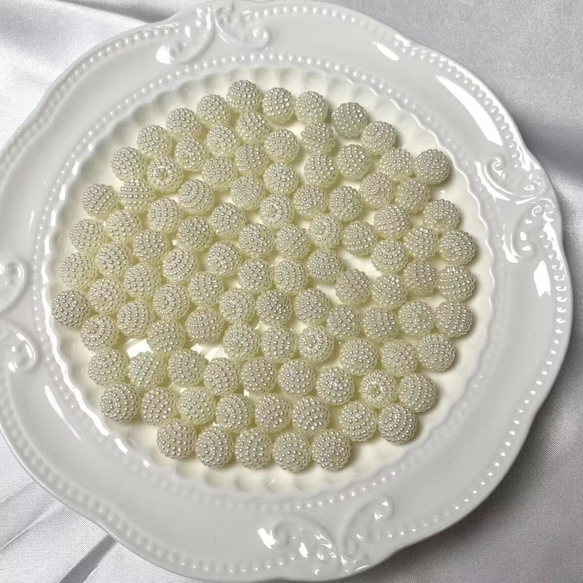 10/12/14/20mm White Acrylic AB - đánh giá và giá Jewelry Making Event